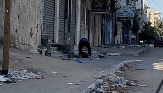 Image for the event titled: Islam Badr pulls Fadi's body