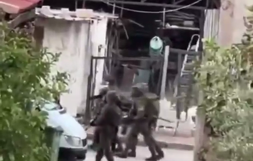 Thumbnail preview image for the video titled: Israeli forces detain dozen of Palestinians during their raid in the village of Beit Furik
