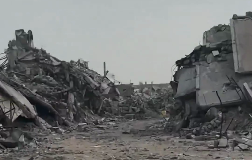 Thumbnail preview image for the video titled: In northern Gaza, the yellow line near Al-Qadi Sweets–Al-Trans junction in Jabalia camp is considered a highly dangerous separation zone