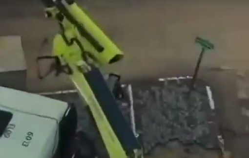 Thumbnail preview image for the video titled: Israeli forces insall metal barriers in the southern area of Hebron