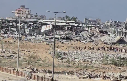 Thumbnail preview image for the video titled: American mercenary David Mcinotch videos: Israeli soldiers openly firing on starving civilians at aid sites, “for fun” (SDS4)