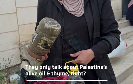 Thumbnail preview image for the video titled: After months of forced displacement, Israeli soldiers allowed a group of women to return to their homes in Jenin refugee camp for just two hours