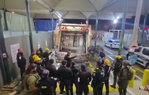 Thumbnail preview image for the video titled: A mass arrest of more than 60 Palestinian work-seekers who hid in a garbage truck generates mockery and dehumanization across Israeli media platforms