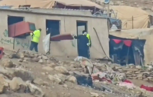 Thumbnail preview image for the video titled: After demolishing a family home on 25.9, the Israeli Civil Administration returned yesterday morning 25.11 and demolished another home