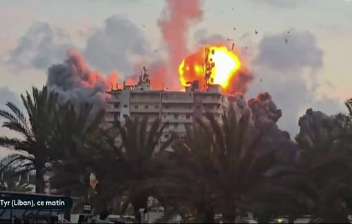 Thumbnail preview image for the video titled: Violent Israeli airstrike against Tyre, a city with more than 5,000 years of history protected by UNESCO