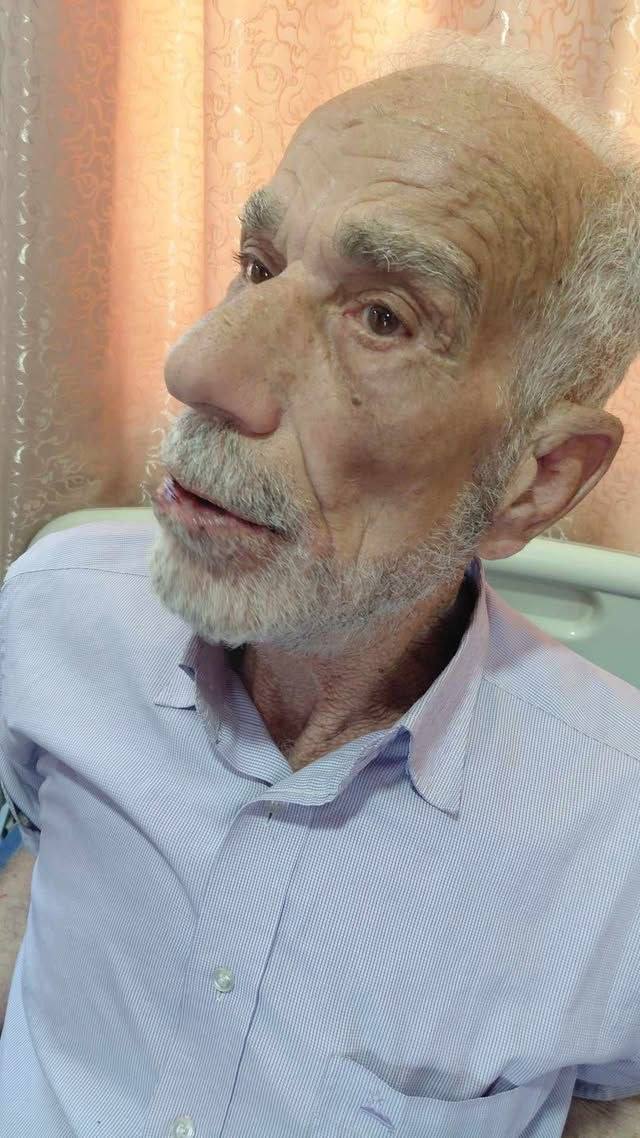 Thumbnail preview image for the video titled: An elderly Palestinian man injured during the pogrom carried out by Israeli settlers and soldiers in Huwara