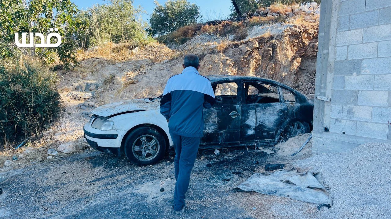 Thumbnail preview image for the video titled: Gang of settlers set fire to a Palestinian vehicle during an attack last night on the village of Beit Imrin