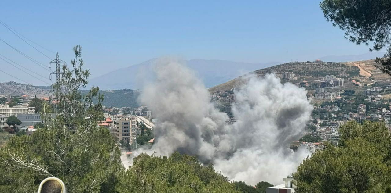 Thumbnail preview image for the video titled: New Israeli airstrikes on Kfar Romman despite the ceasefire