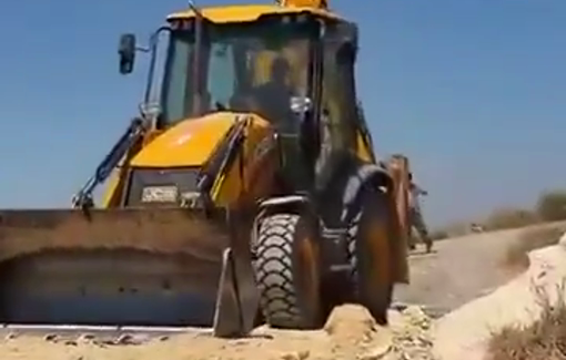 Thumbnail preview image for the video titled: Incursion by Israeli settlers into Jabal Tarousa in Dura, south of Hebron