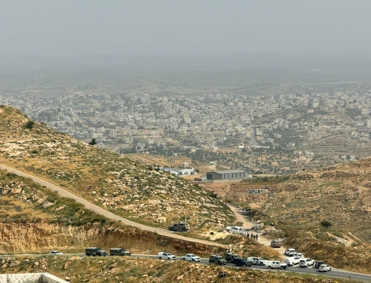 Thumbnail preview image for the video titled: Israeli settlers, backed by soldiers, stormed the Jabal Tarousa area