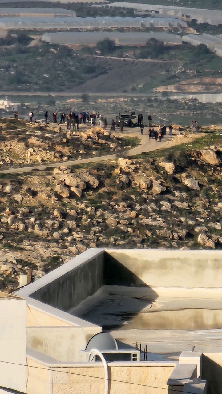 Thumbnail preview image for the video titled: Israeli forces tightened restrictions south of Hebron, closing the Deir Samet–Dura passage to secure settlers’ raid on Jabal Tarousa