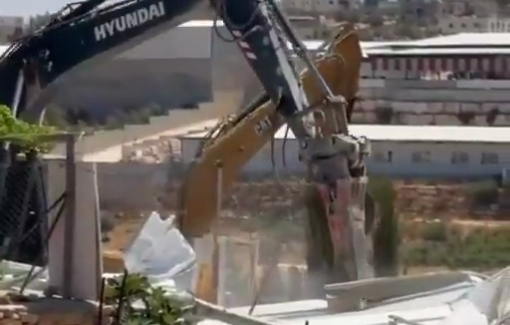 Thumbnail preview image for the video titled: Israeli bulldozers demolished Palestinian homes in Aghziwa area, east of Yatta, south of Hebron