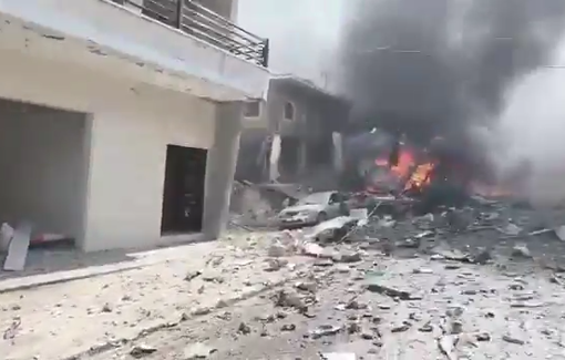 Thumbnail preview image for the video titled: Israeli airstrikes on the town of Hanaouay in the Tyre District, southern Lebanon