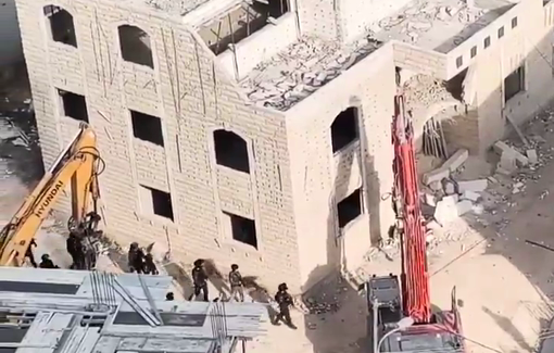 Thumbnail preview image for the video titled: MAGAV Israeli police enforcing the demolition of two Palestinian building in the seam zone of Kafr Aqab