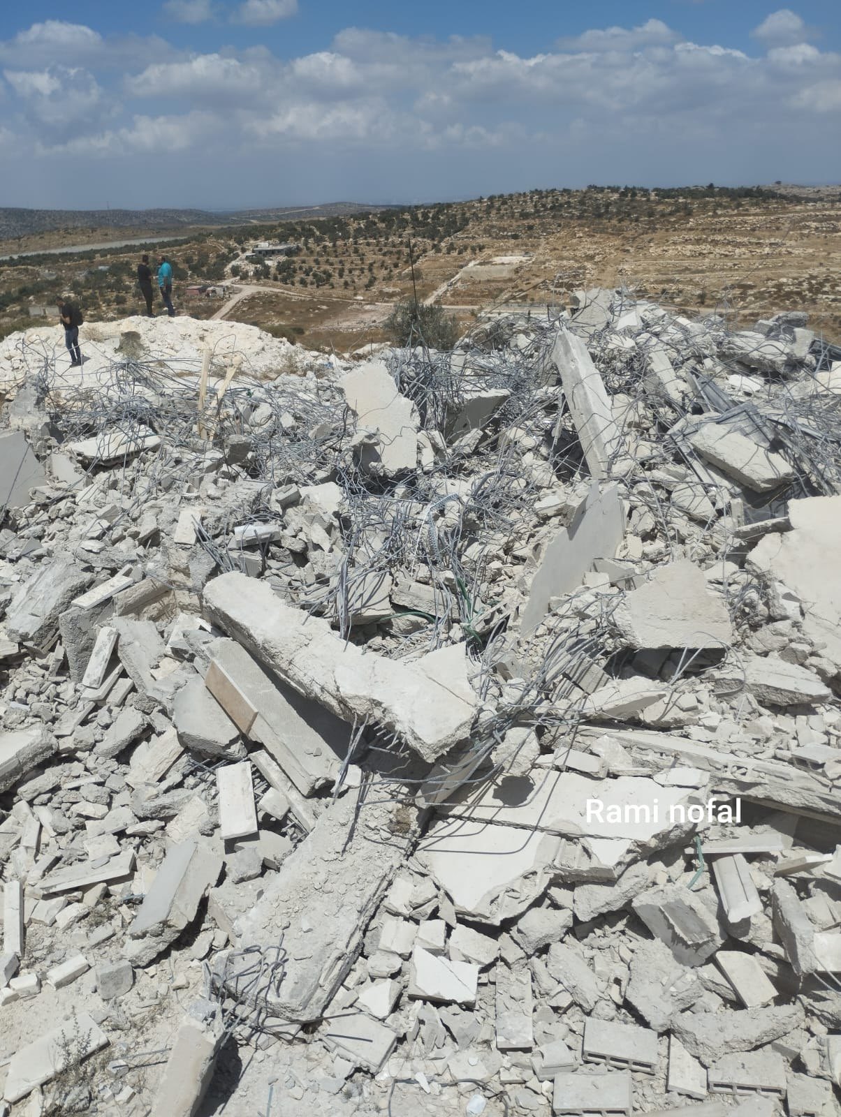 Thumbnail preview image for the video titled: Israeli forces demolished a Palestinian home in the town of Idhna turning it into a pile of rubble