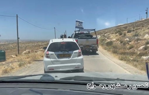 Thumbnail preview image for the video titled: Settler Shalom Zicherman and other from Mitzpe Yair outpost attacked activists protecting Palestinian communities in Masafer Yatta