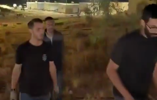 Thumbnail preview image for the video titled: Gangs of settlers cut the fence arounf the home of Salem al-Hathaleen in Umm al-Khair