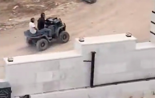 Thumbnail preview image for the video titled: Despite massive invasion for the show, Israeli soldiers doesn’t stop settlers from besieging Palestinian families in Qusra