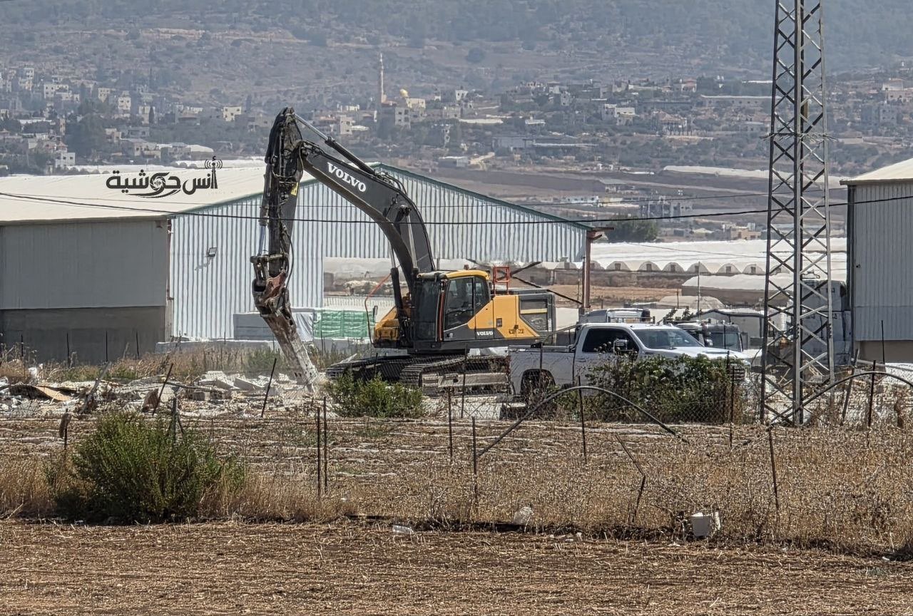 Thumbnail preview image for the video titled: Israeli forces demolished Palestinian businesses in Aba Al-Sharquiya to clear the way for the return of settler families to Ganim settlement