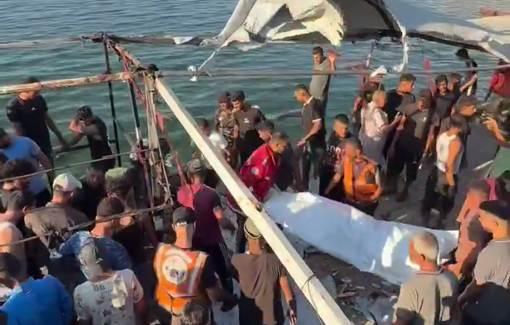 Thumbnail preview image for the video titled: Recovery of bodies of Palestinians killed by Israel at busy Gaza Port cafe
