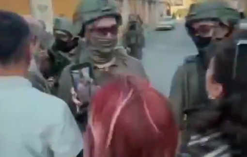 Thumbnail preview image for the video titled: Soldiers restricting movement and preventing journalists from covering the weekly shutdown of Hebron’s Old City