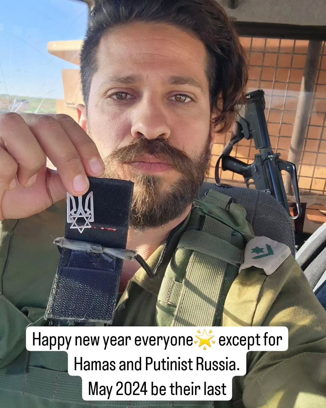 Thumbnail preview image for the video titled: Ukrainian Bnaya Peretz chose to destroy Gaza rather than defend his country against Russia
