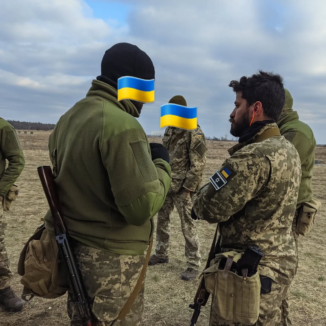 Thumbnail preview image for the video titled: Ukrainian Bnaya Peretz chose to destroy Gaza rather than defend his country against Russia