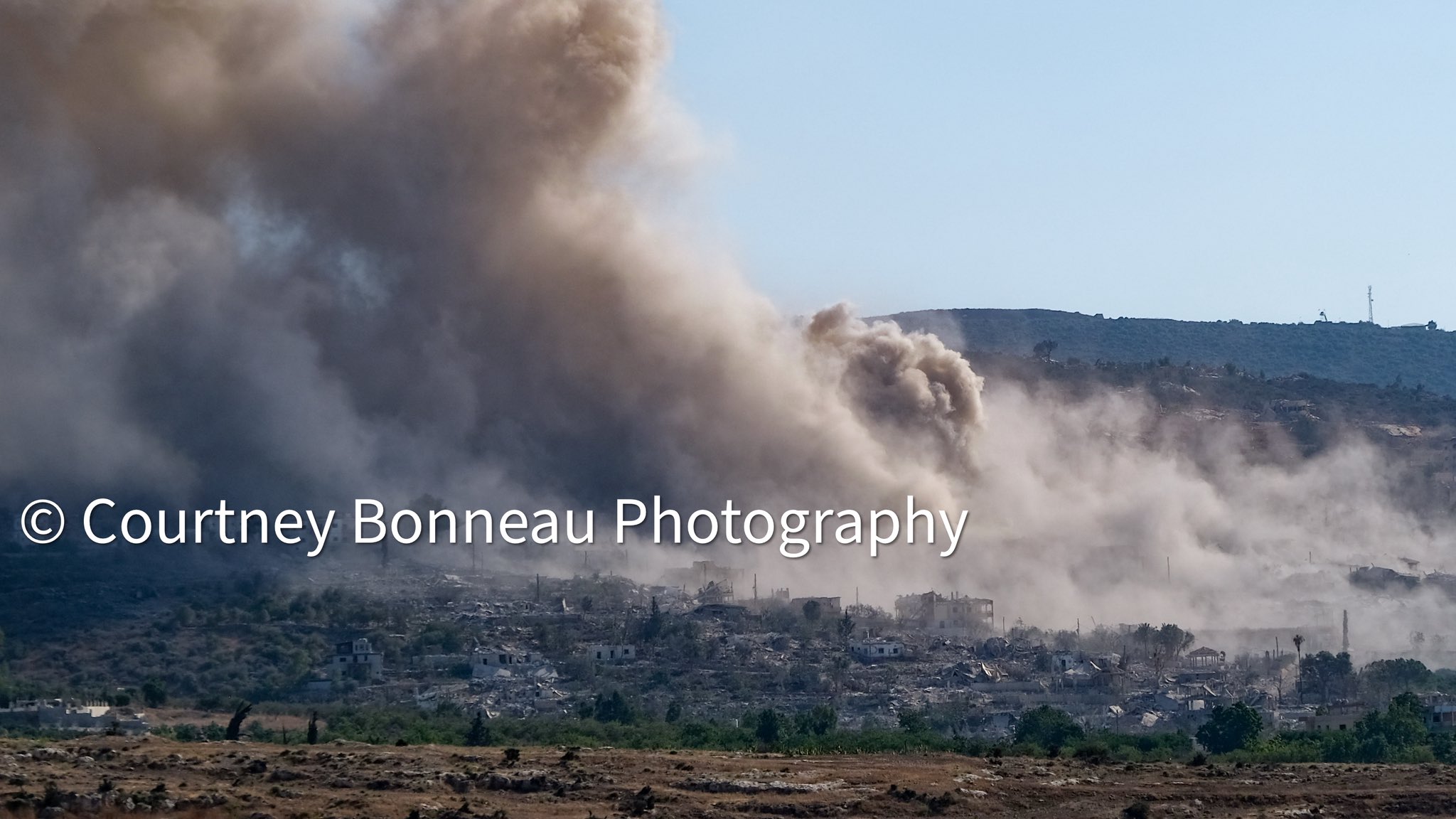 Thumbnail preview image for the video titled: Eradication of the town of Mansouri, South Lebanon