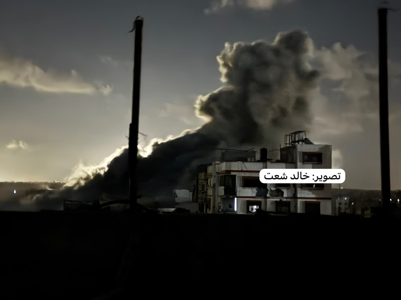 Thumbnail preview image for the video titled: Plume of smoke rises after Israel bombed houses in central Khan Younis