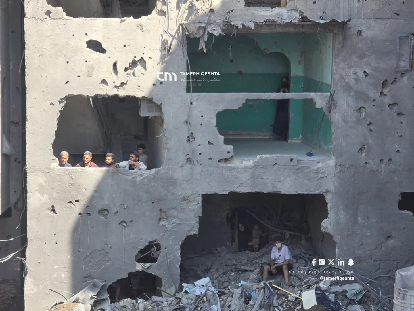 Thumbnail preview image for the video titled: Widespread destruction of houses in Khan Younis following night Israeli bombing