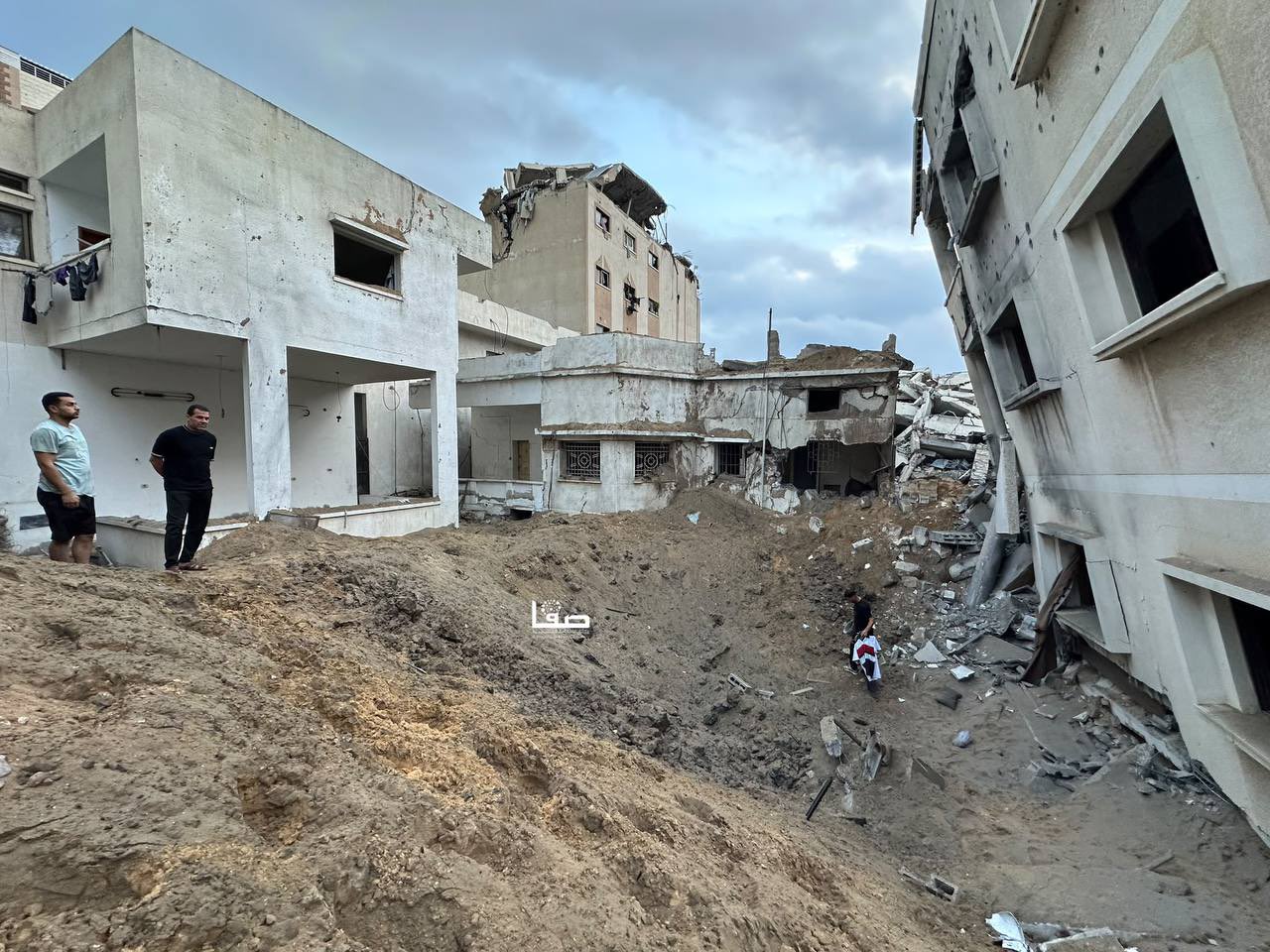 Thumbnail preview image for the video titled: Damage following Israeli bombing of houses across Gaza City