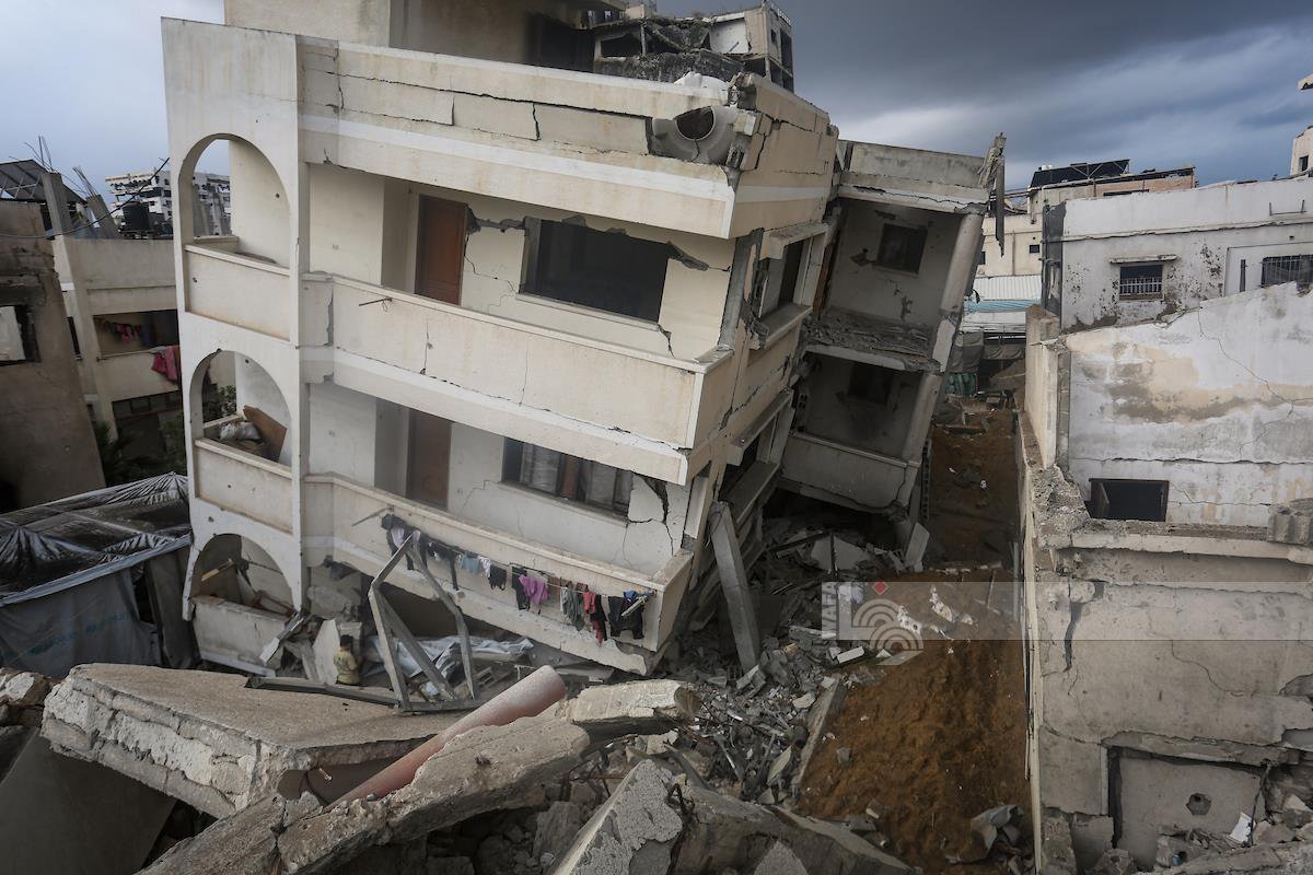 Thumbnail preview image for the video titled: Extensive destruction of houses following Israeli night bombing