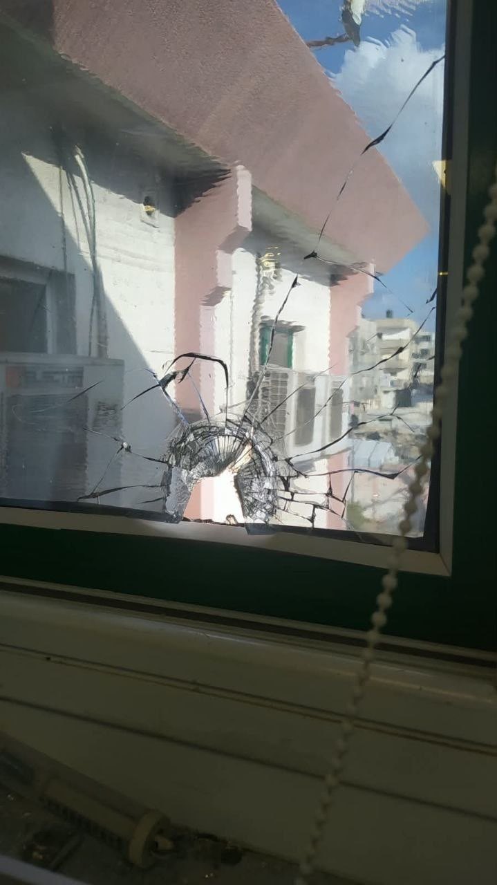 Thumbnail preview image for the video titled: Israeli gunfire hits window of nursery department at Nasser Medical Complex