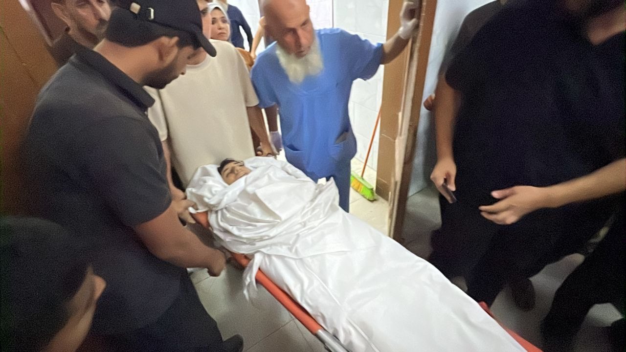 Thumbnail preview image for the video titled: Body of child killed by Israeli gunfire in Khan Younis