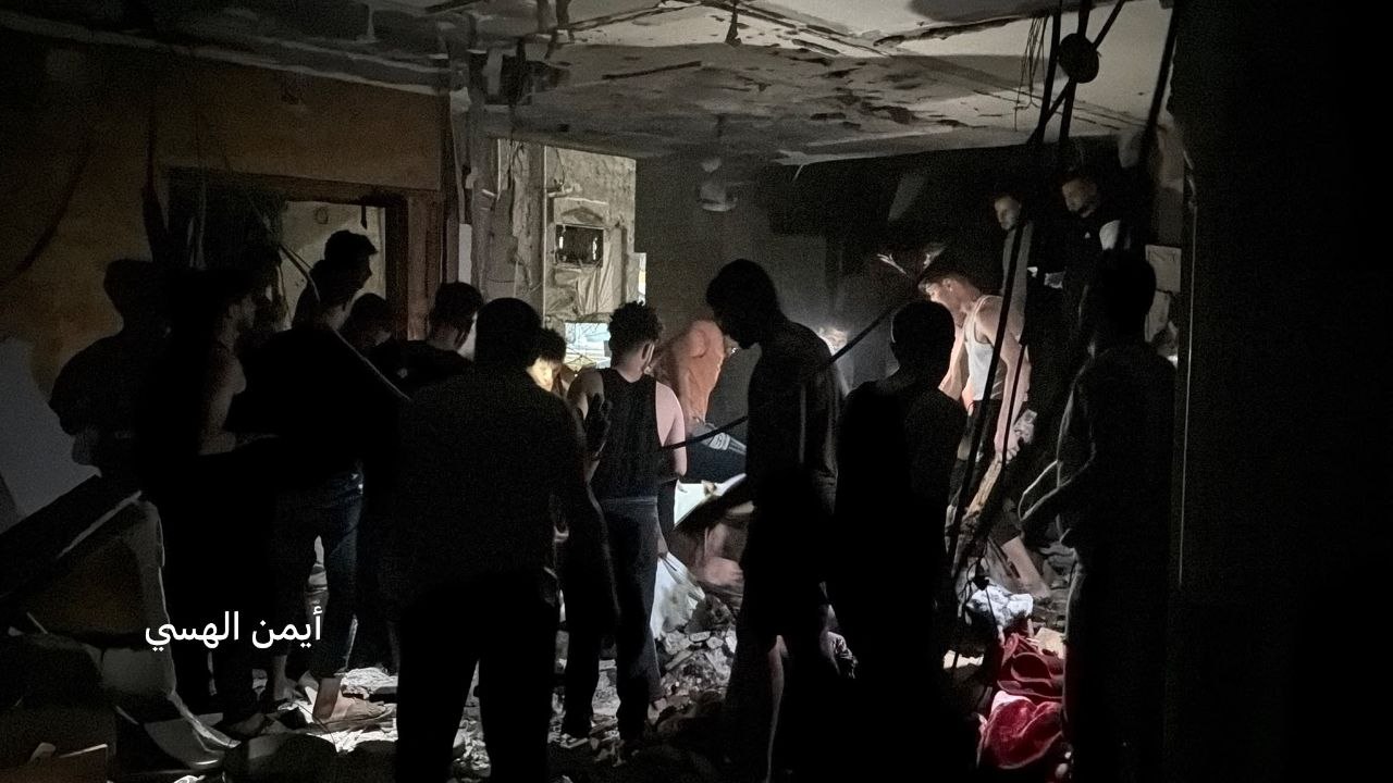 Thumbnail preview image for the video titled: Rescue efforts following deadly Israeli bombing of the Yasin family apartment