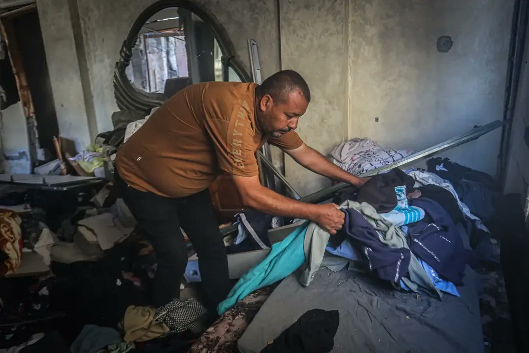 Thumbnail preview image for the video titled: Ruins of Yasin family apartment following late night Israeli airstrike