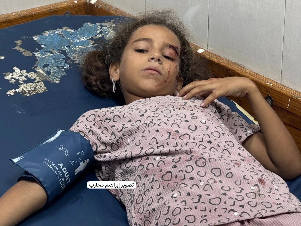 Thumbnail preview image for the video titled: Child injured in Israeli shelling of school in Khan Younis