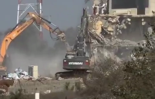 Thumbnail preview image for the video titled: Israeli bulldozers are demolishing homes in Hebron in retaliation for the shooting incident