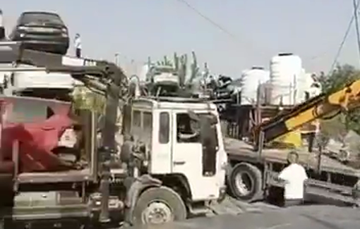 Thumbnail preview image for the video titled: Evacuation of shops in Hebron before demolition in retaliation of the shooting of Israeli soldiers