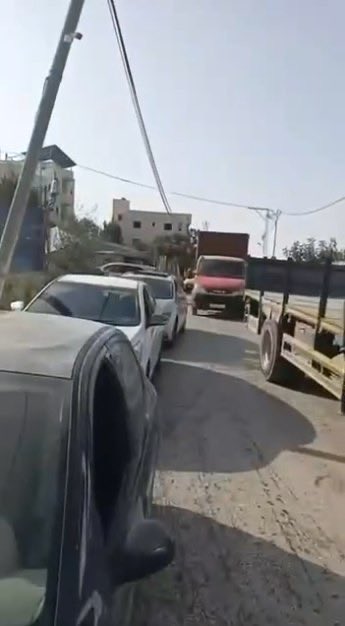 Thumbnail preview image for the video titled: Business owners in Hebron’s Farsh al-Hawa area evacuate their premises as Israeli forces begin demolitions