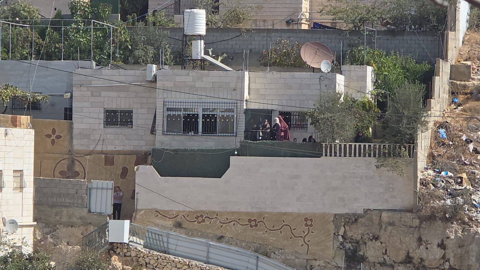 Thumbnail preview image for the video titled: Israeli forces raided a home in Dura, near Al-Khalil, in retaliation for a deadly shooting
