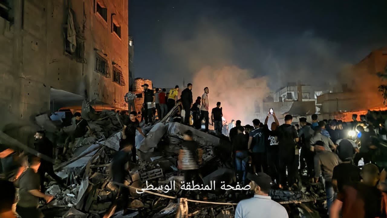 Thumbnail preview image for the video titled: Fire breaks out after Israeli bombing of residential block in Nuseirat