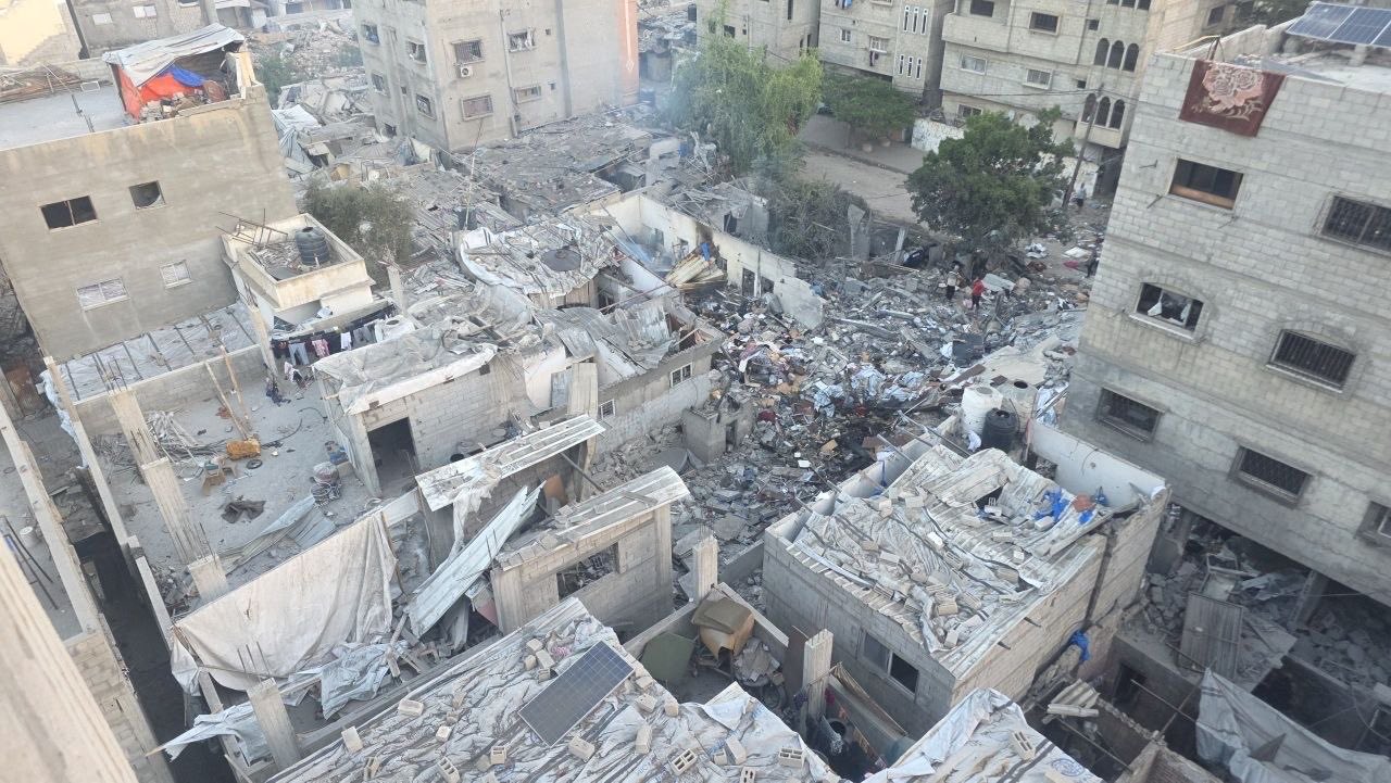 Thumbnail preview image for the video titled: Complete destruction of the Hamad family house following Israeli bombing