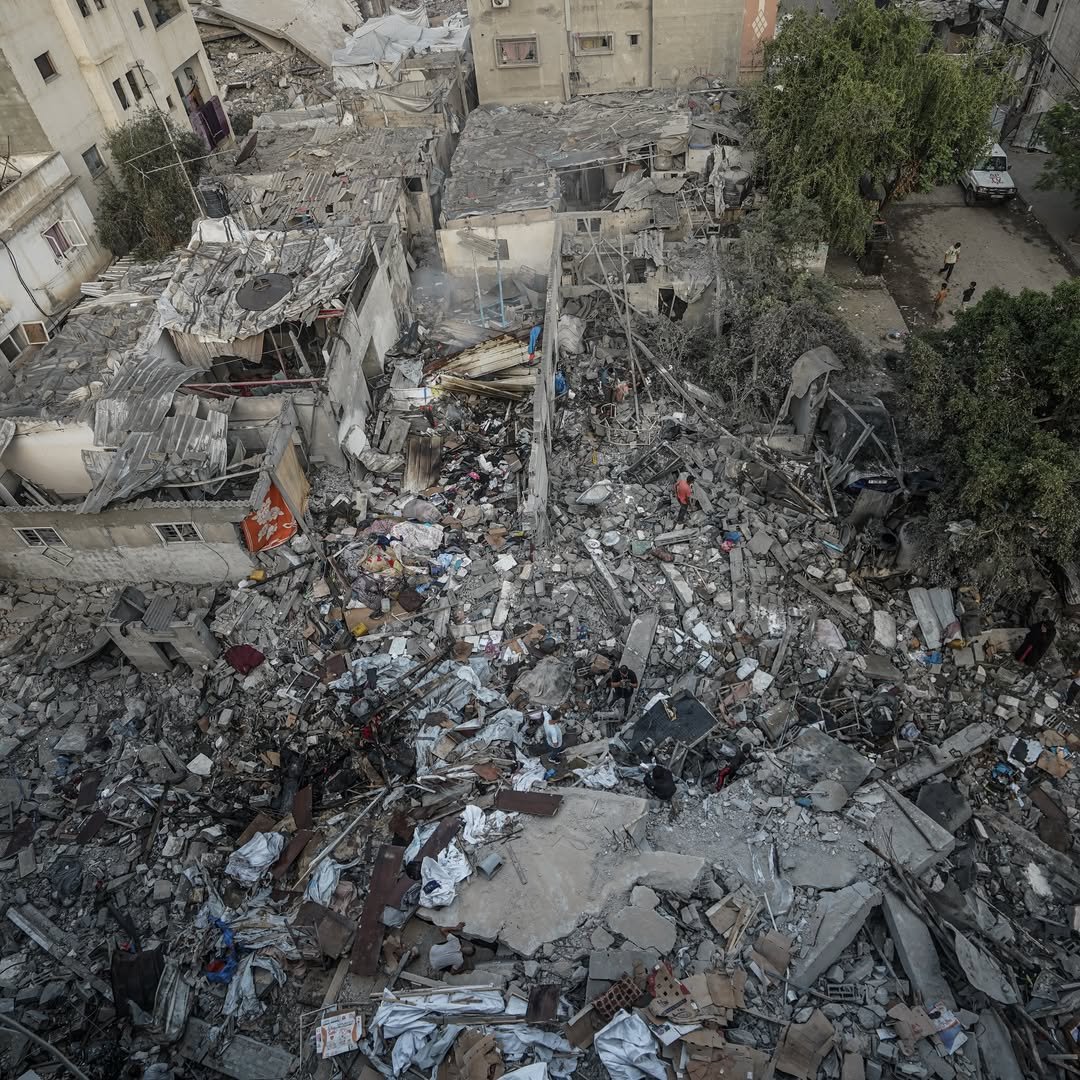 Thumbnail preview image for the video titled: Complete destruction of the Hamad family house following Israeli bombing