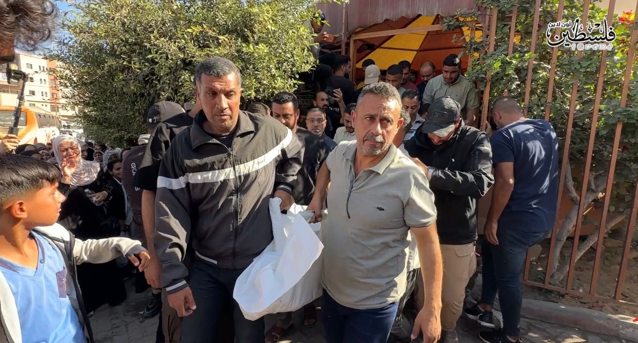 Thumbnail preview image for the video titled: Funerals of government workers killed in Israeli airstrike